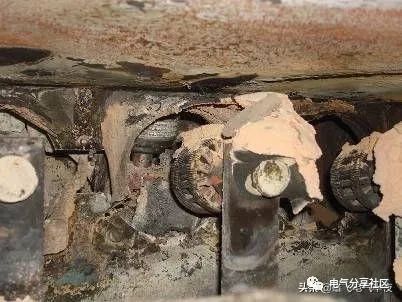 輕微開關(guān)柜故障會造成重大損失，請注意高壓電工
