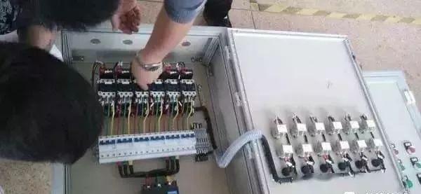 配電柜型號和內部結構分析，一篇文章就足夠了！