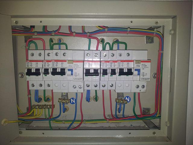 主頁配電箱 63A或40A，用于總漏電保護和空氣開關？讀完之后，我完全明白了！